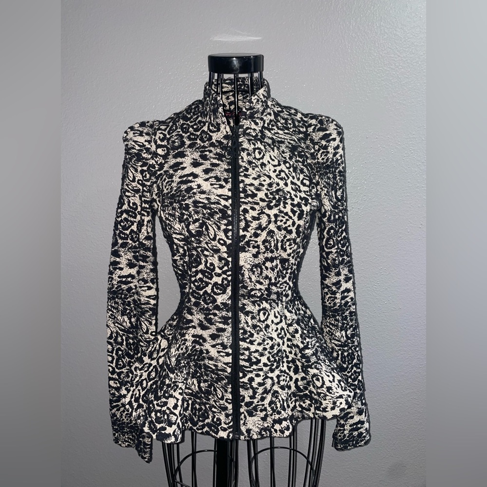 Betsy Johnson peplum blazer